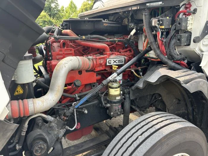 2024 International LT — photo 16
