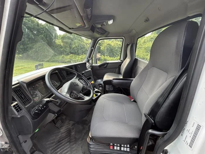 2024 International LT — photo 12