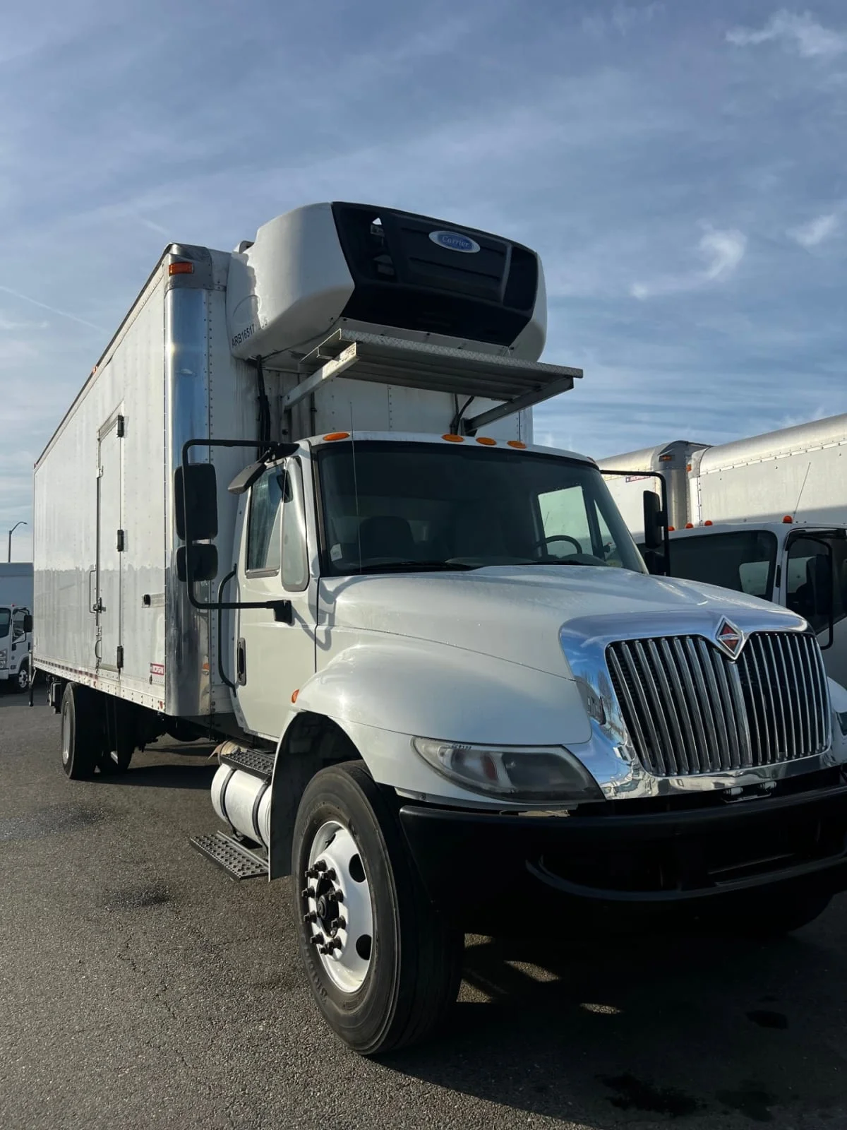2017 International 4300 - image 3