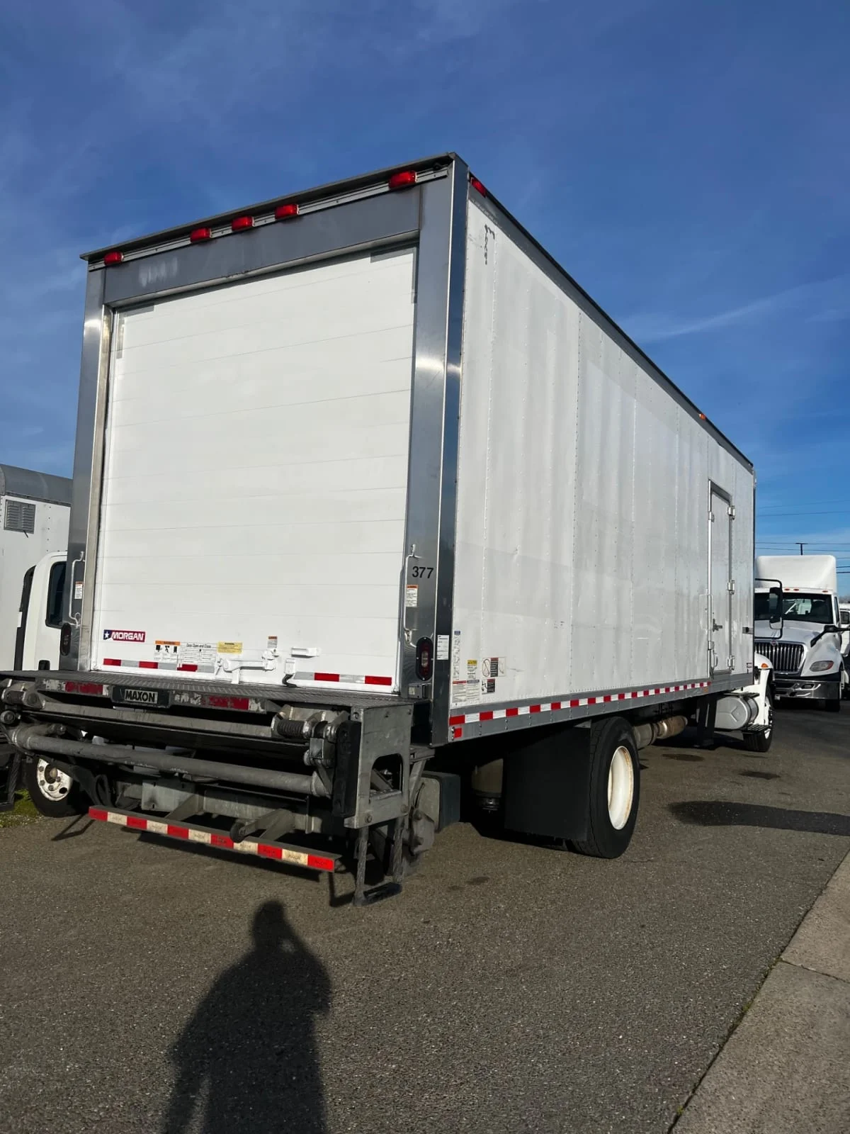 2017 International 4300 - image 4