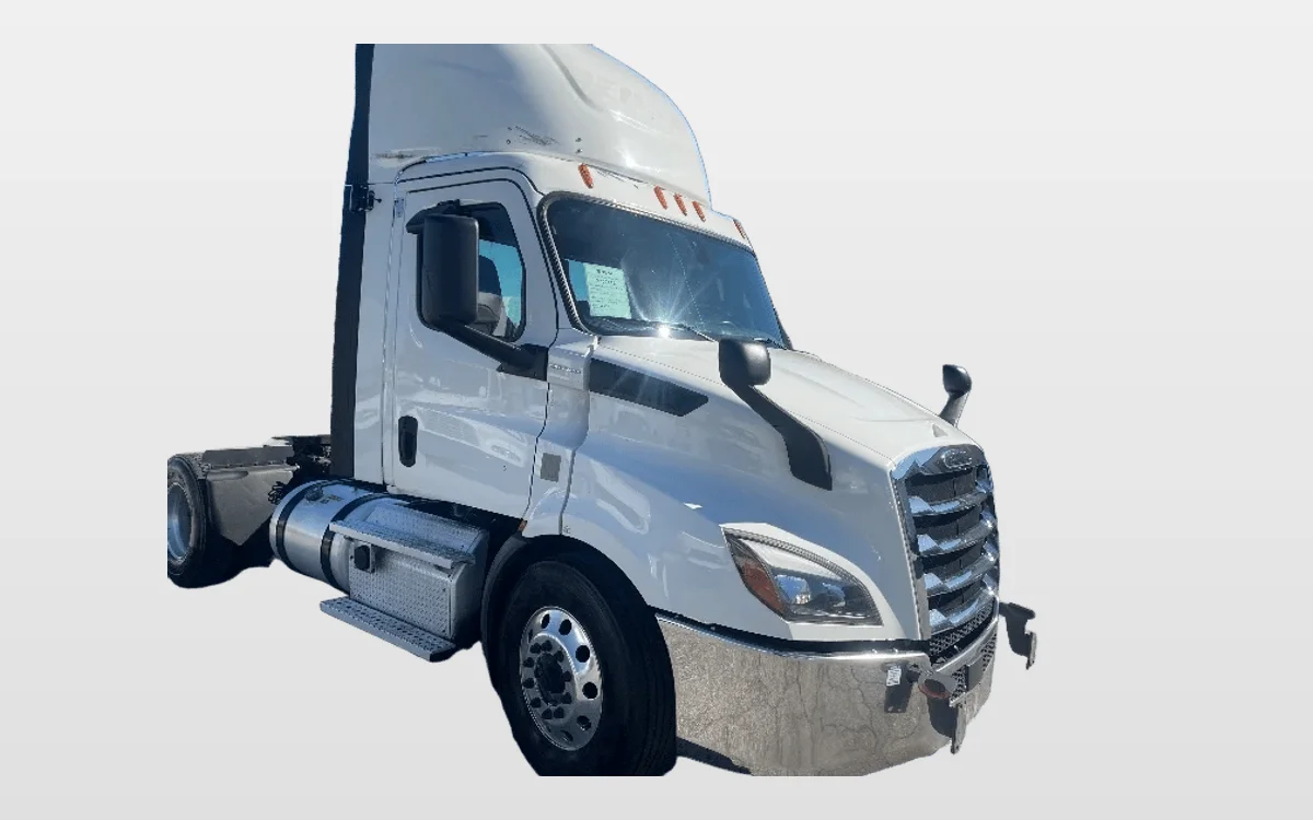 2020 Freightliner - image 1