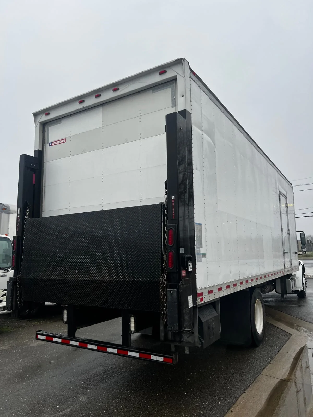 2018 Freightliner M2 106 in West Sacramento, CA — photo 4
