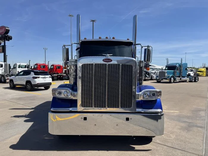 2027 Peterbilt 589 - image 6