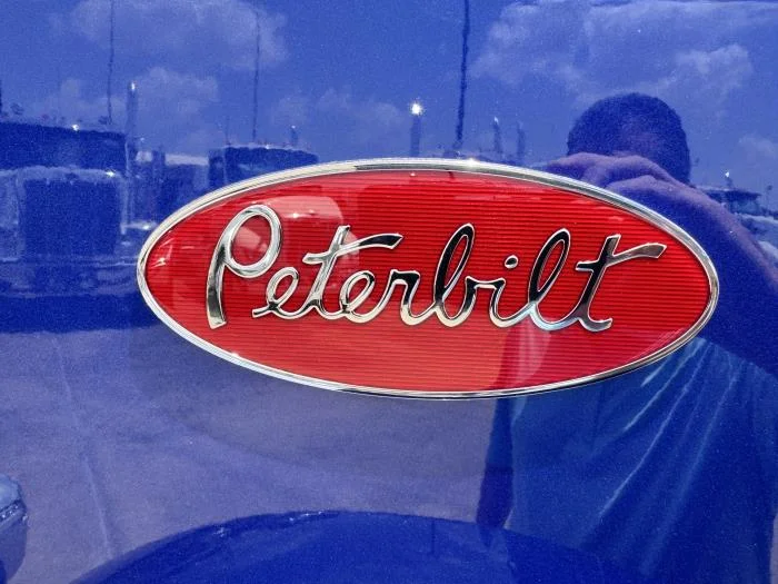 2027 Peterbilt 589 in Houston, TX — photo 16
