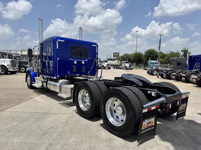 2027 Peterbilt 589 in Houston, TX — photo 8