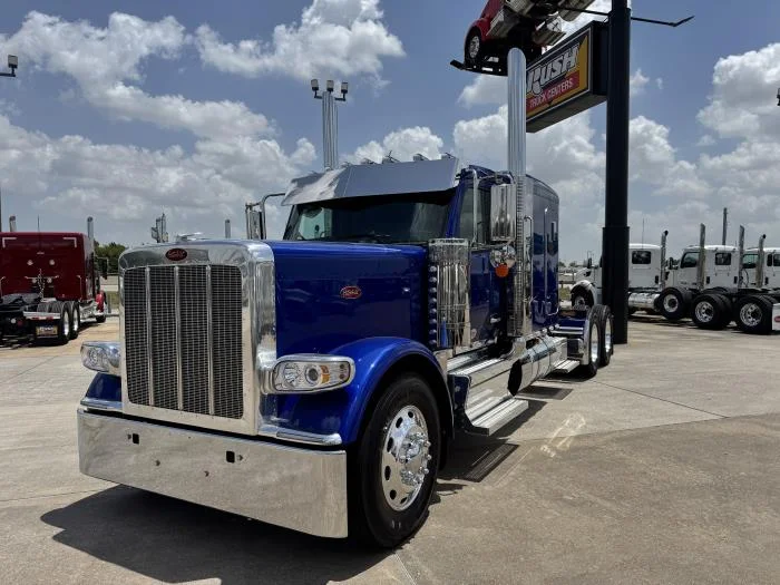 2027 Peterbilt 589 in Houston, TX — photo 3