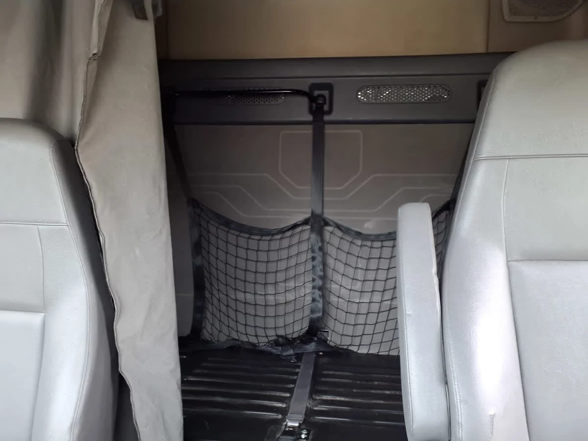 2020 Freightliner Cascadia - image 8