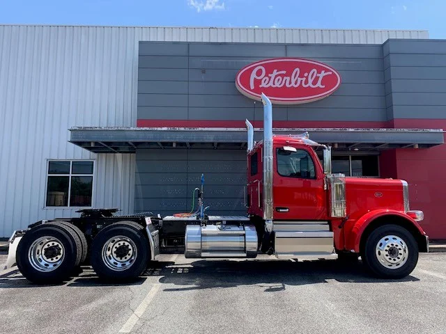 2026 Peterbilt 589 in Hattiesburg, MS