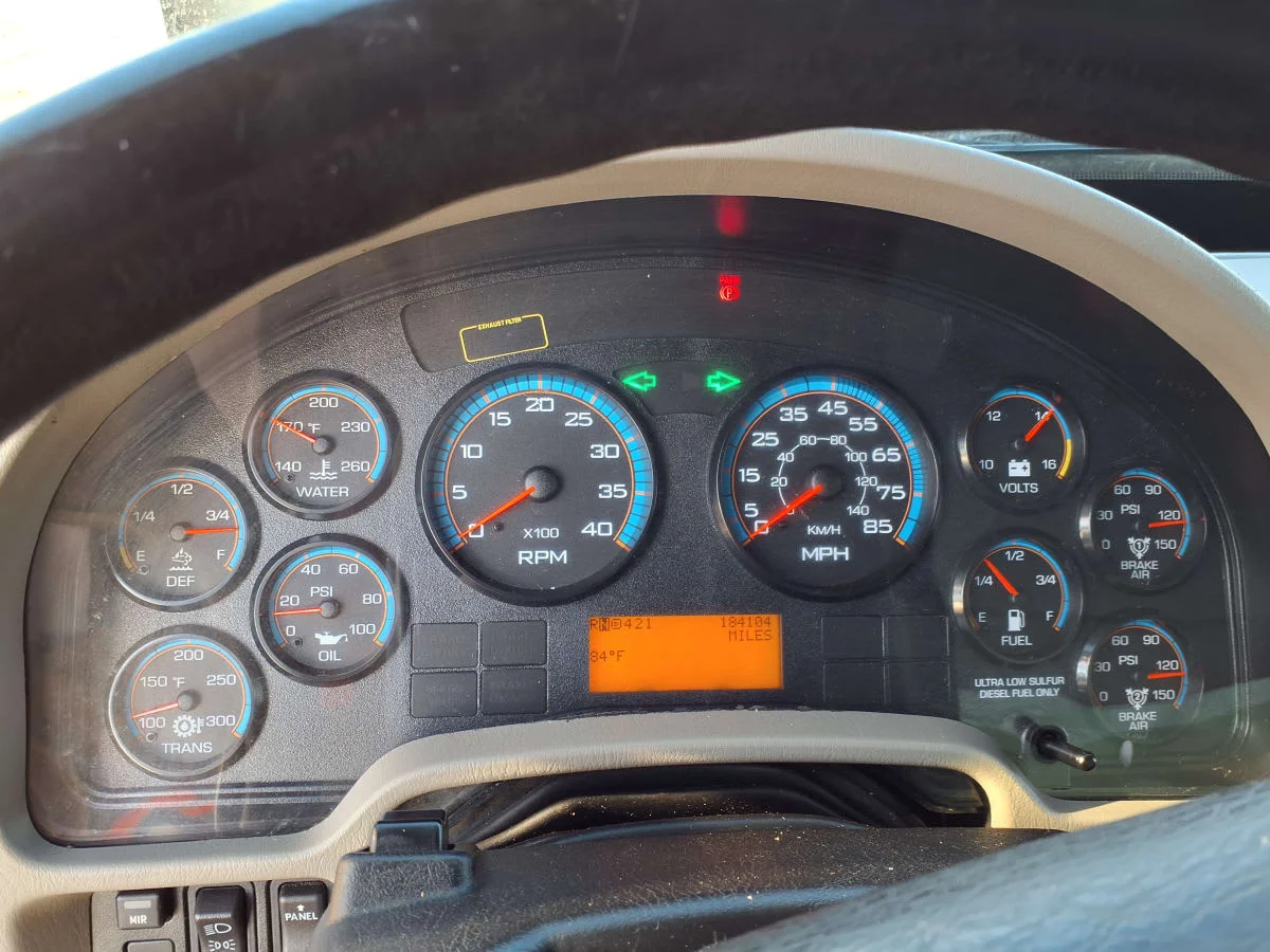 2019 International 4300 in Fort Worth, TX — photo 12