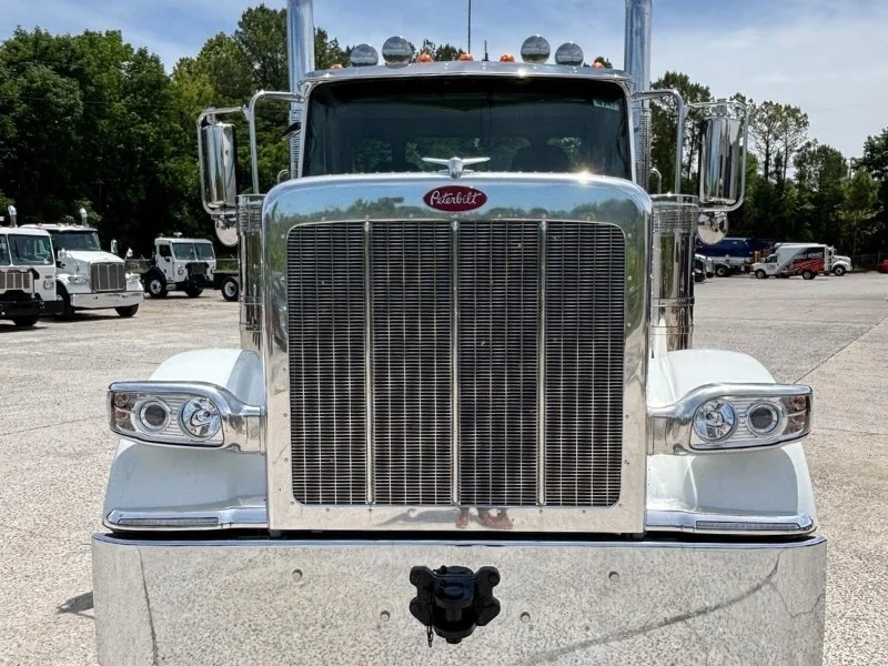 2027 Peterbilt 589 in Baltimore, MD — photo 7