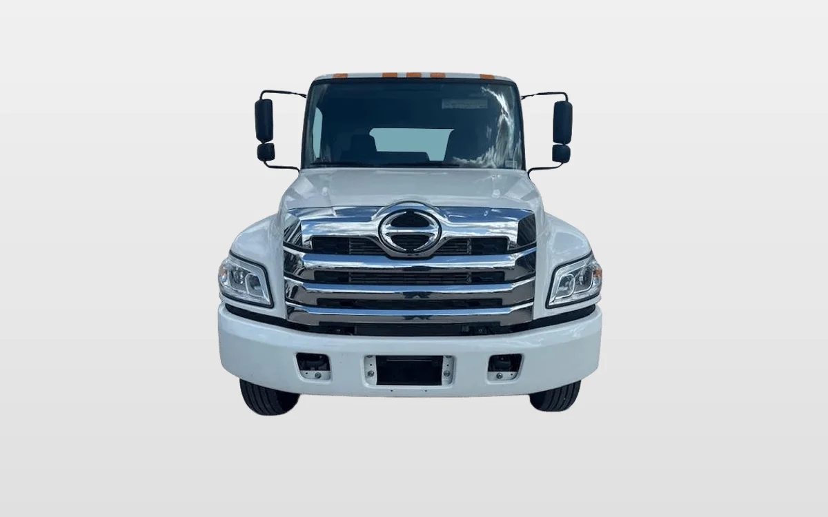 2025 Hino L6 - image 1