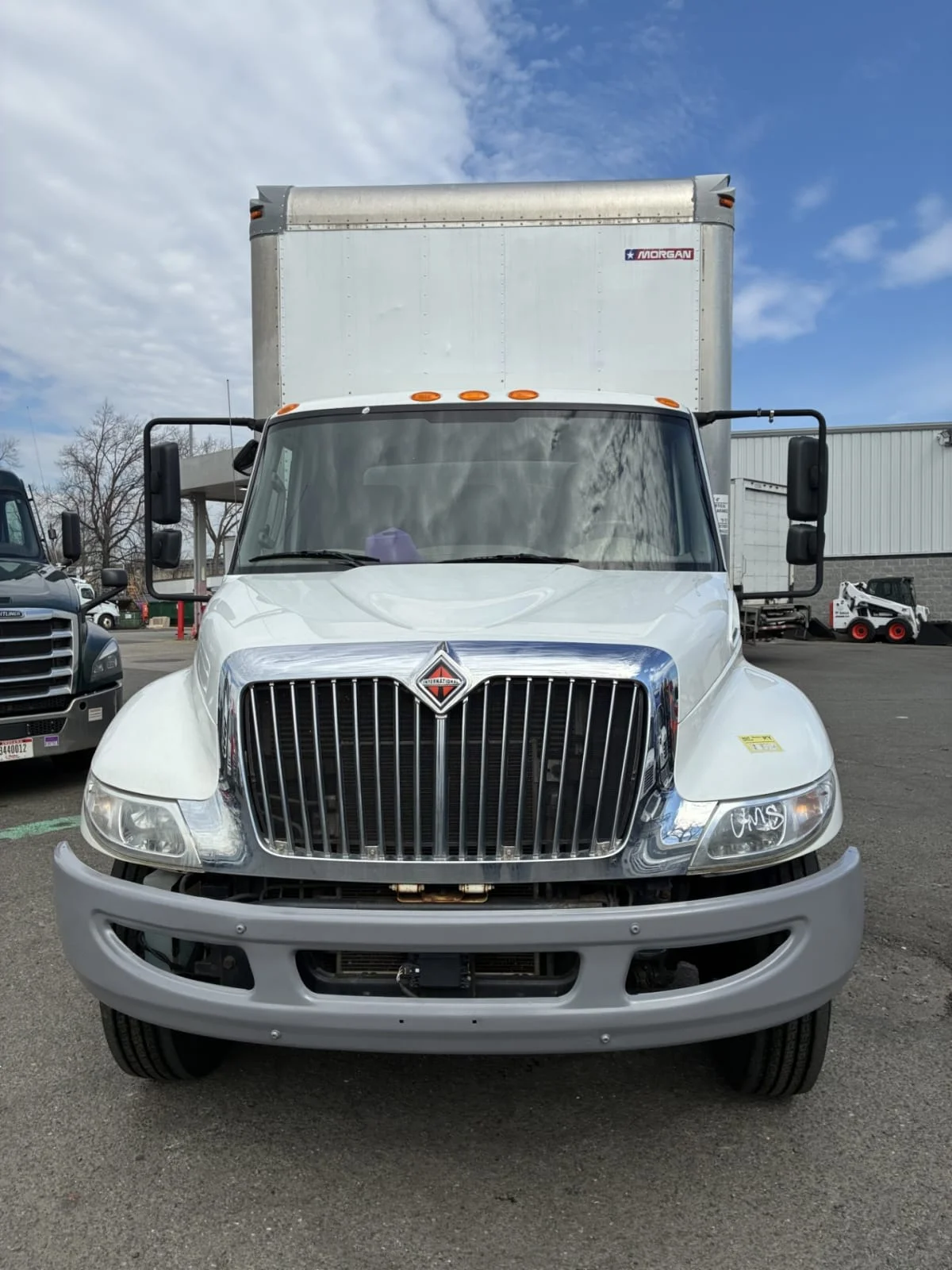 2019 International 4300 in Kearny, NJ — photo 2