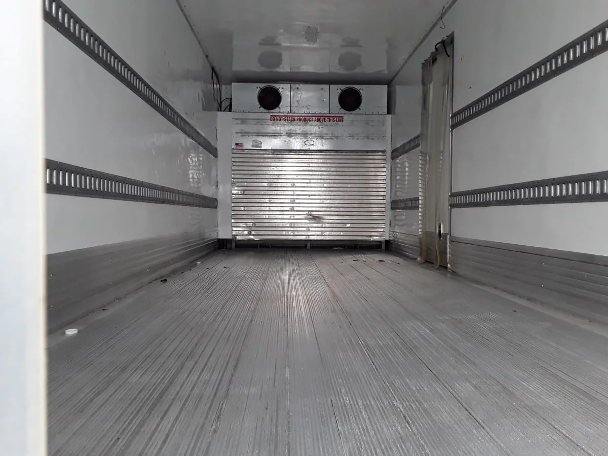 2018 Freightliner M2 106 - image 8