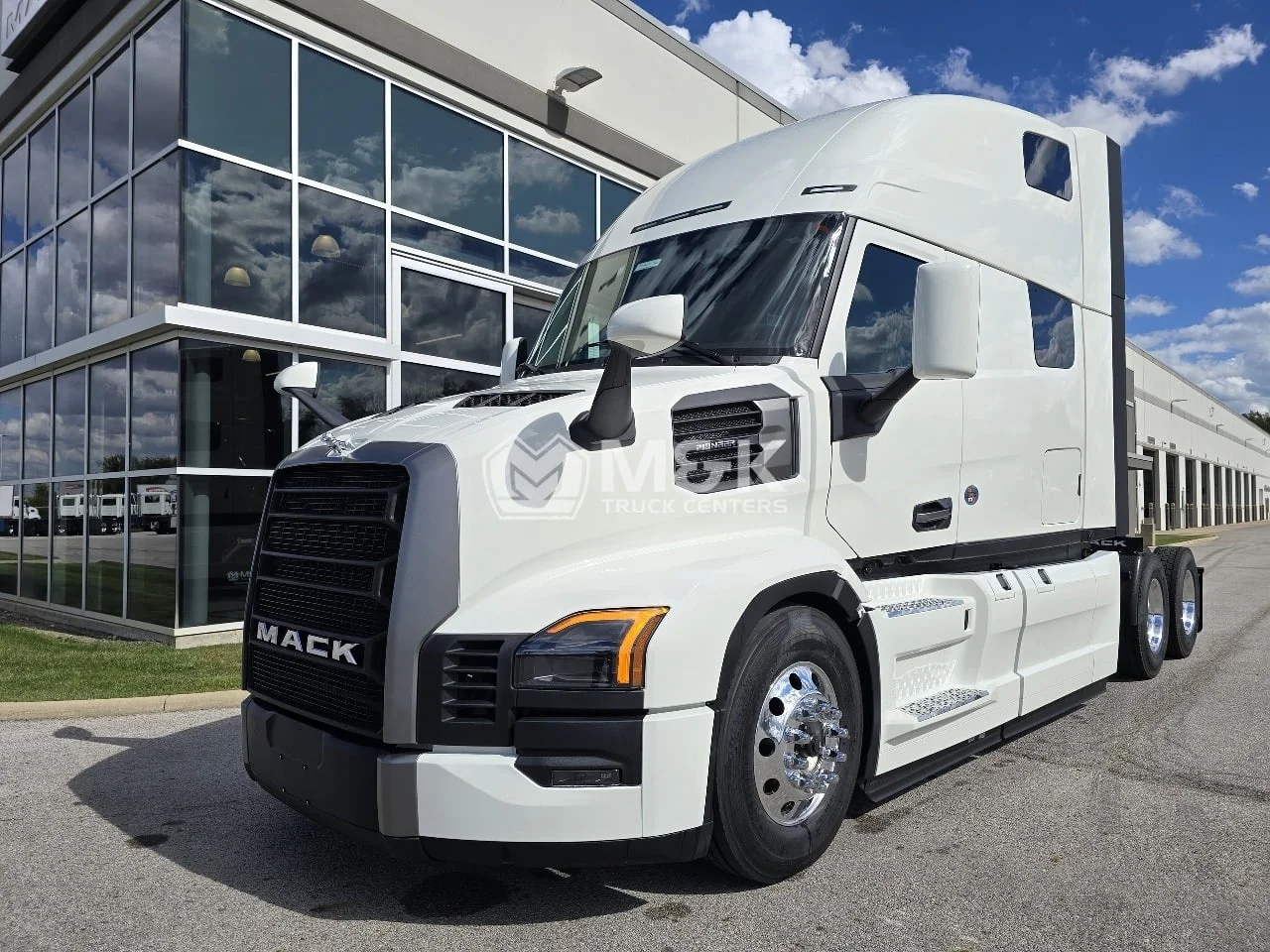 2026 Mack Pinnacle in Toledo, OH