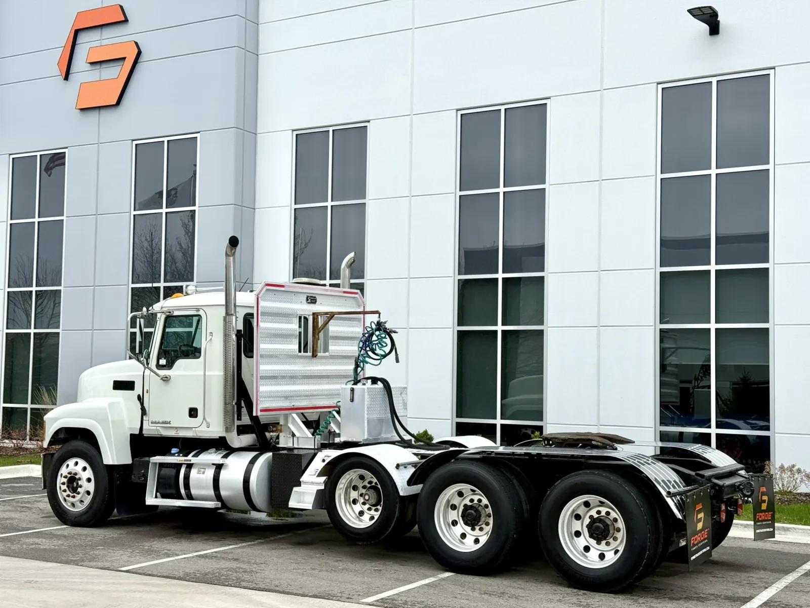 2014 Mack in New Lenox, IL — photo 6