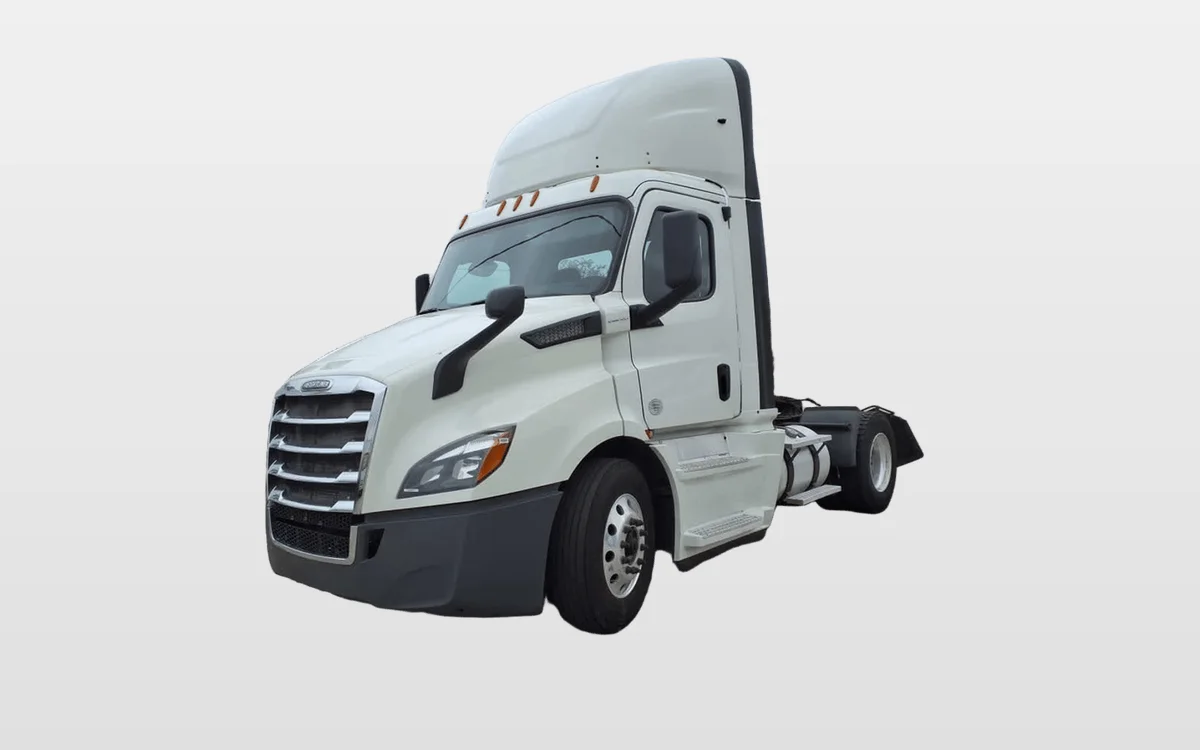 2019 Freightliner Cascadia - image 1