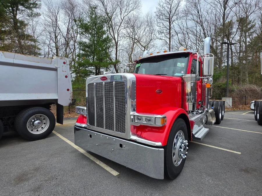 2027 Peterbilt 589 in Johnston, RI