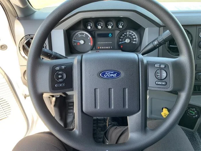 2027 Ford F-650 — photo 27