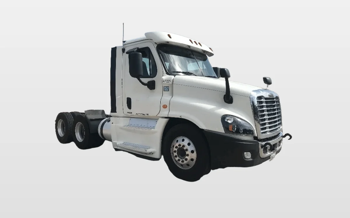 2019 Freightliner - image 1