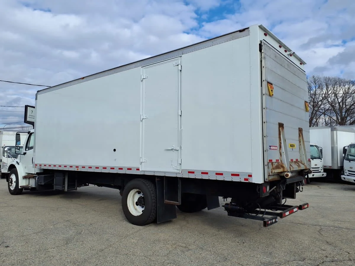 2020 Freightliner M2 106 - image 6