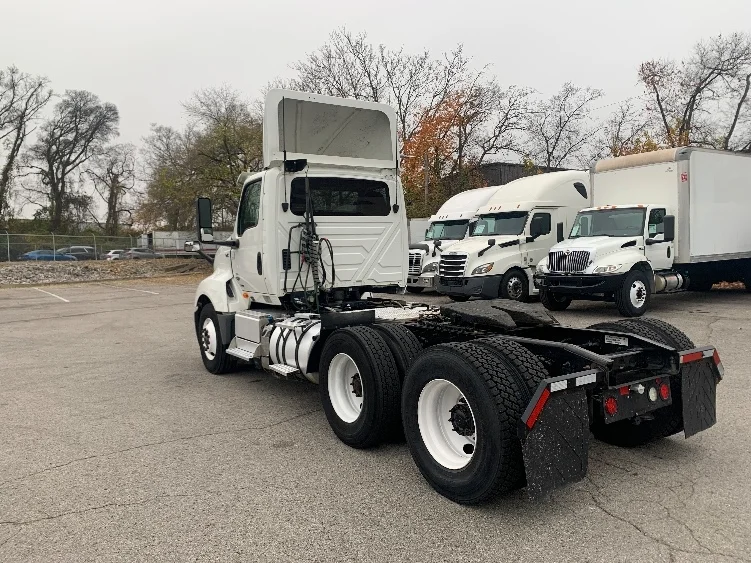 2019 International LT in Nashville, TN — photo 5