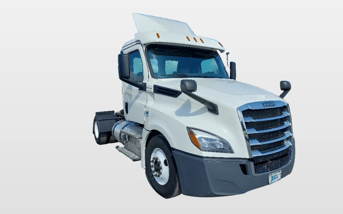 2019 Freightliner - image 1