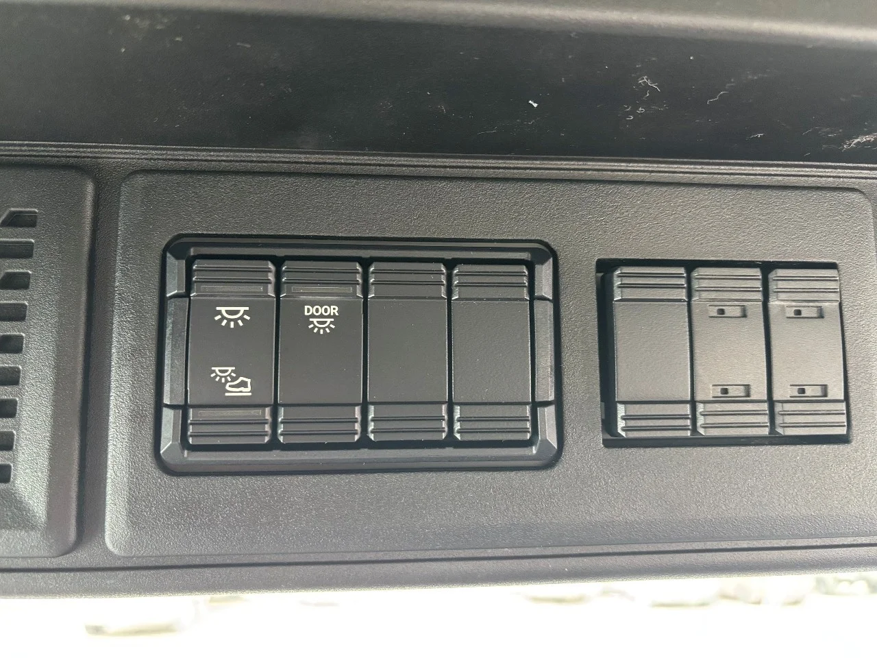 2027 Mack Anthem in Indianapolis, IN — photo 14