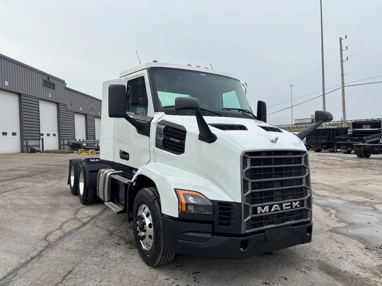2027 Mack Anthem in Indianapolis, IN — photo 5