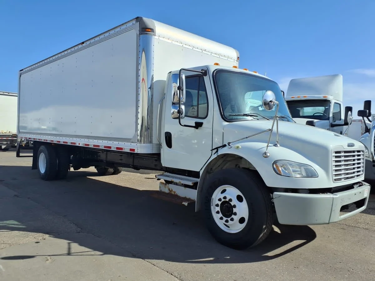 2019 Freightliner M2 106 in Oak Creek, WI — photo 3