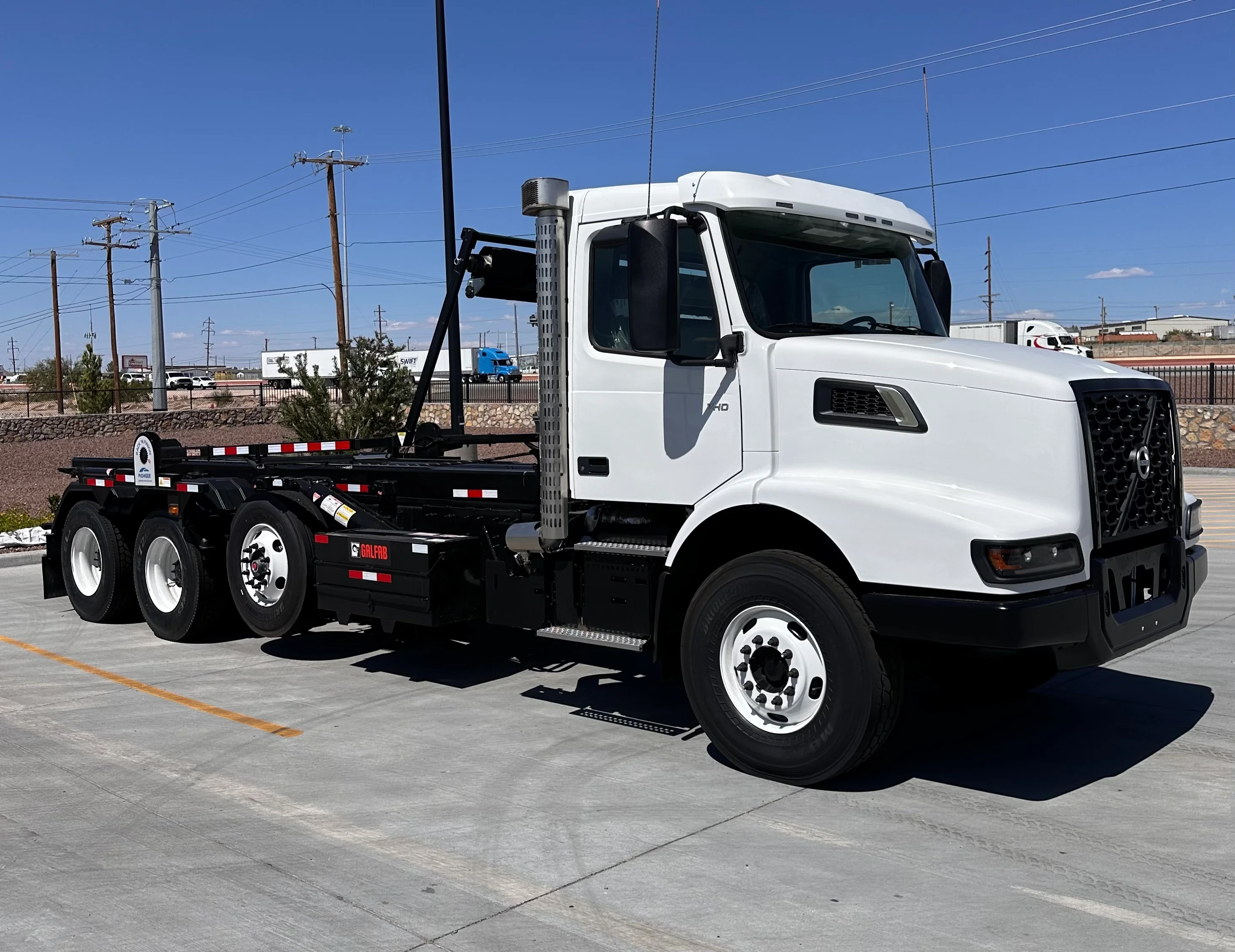 2026 Volvo VHD 300 in El Paso, TX — photo 5