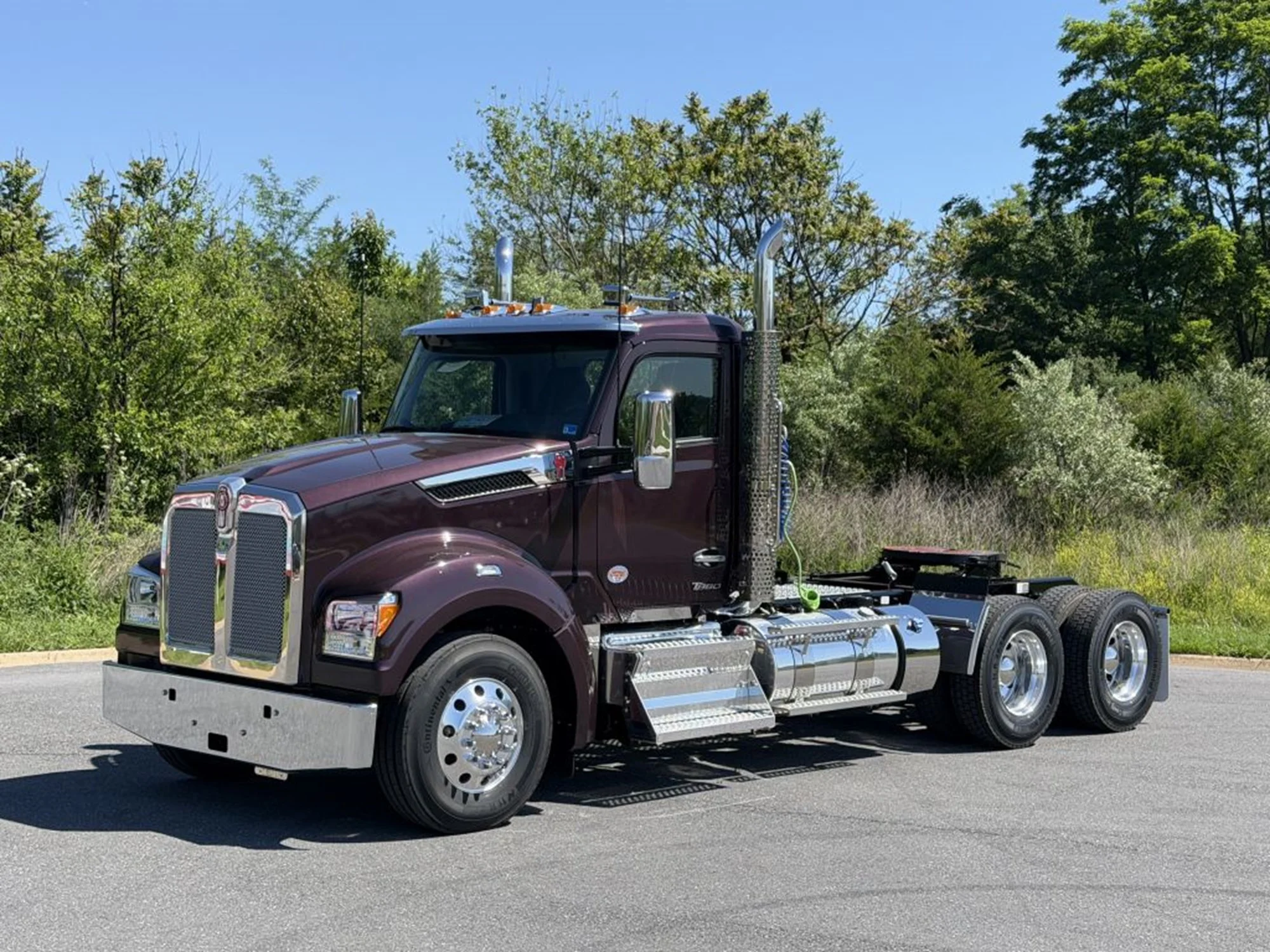 2027 Kenworth T880 in Harrisonburg, VA