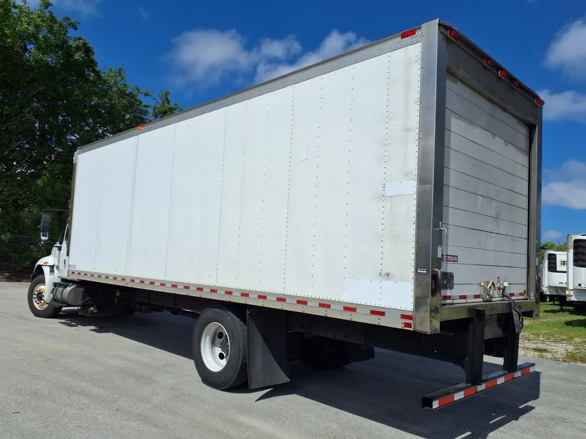 2019 International 4300 - image 6