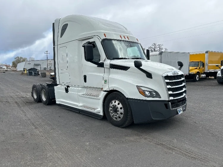2022 Freightliner Cascadia in Jerome, ID