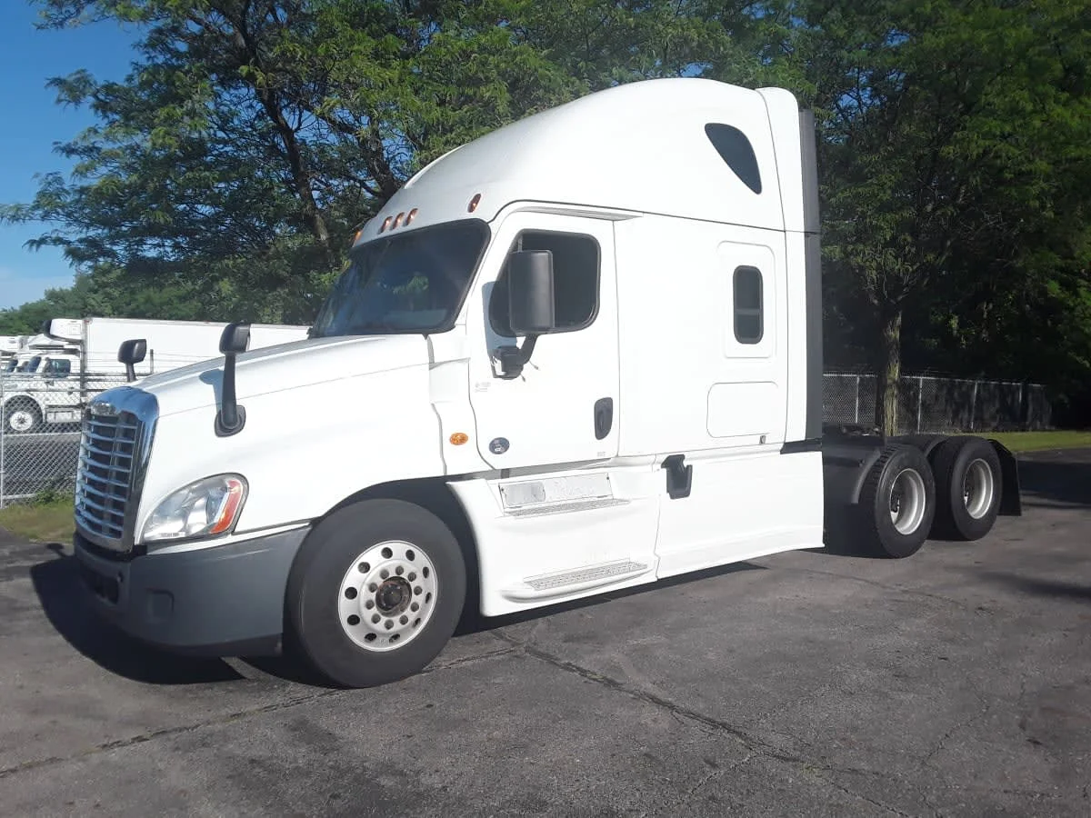 2020 Freightliner Cascadia in Hilliard, OH
