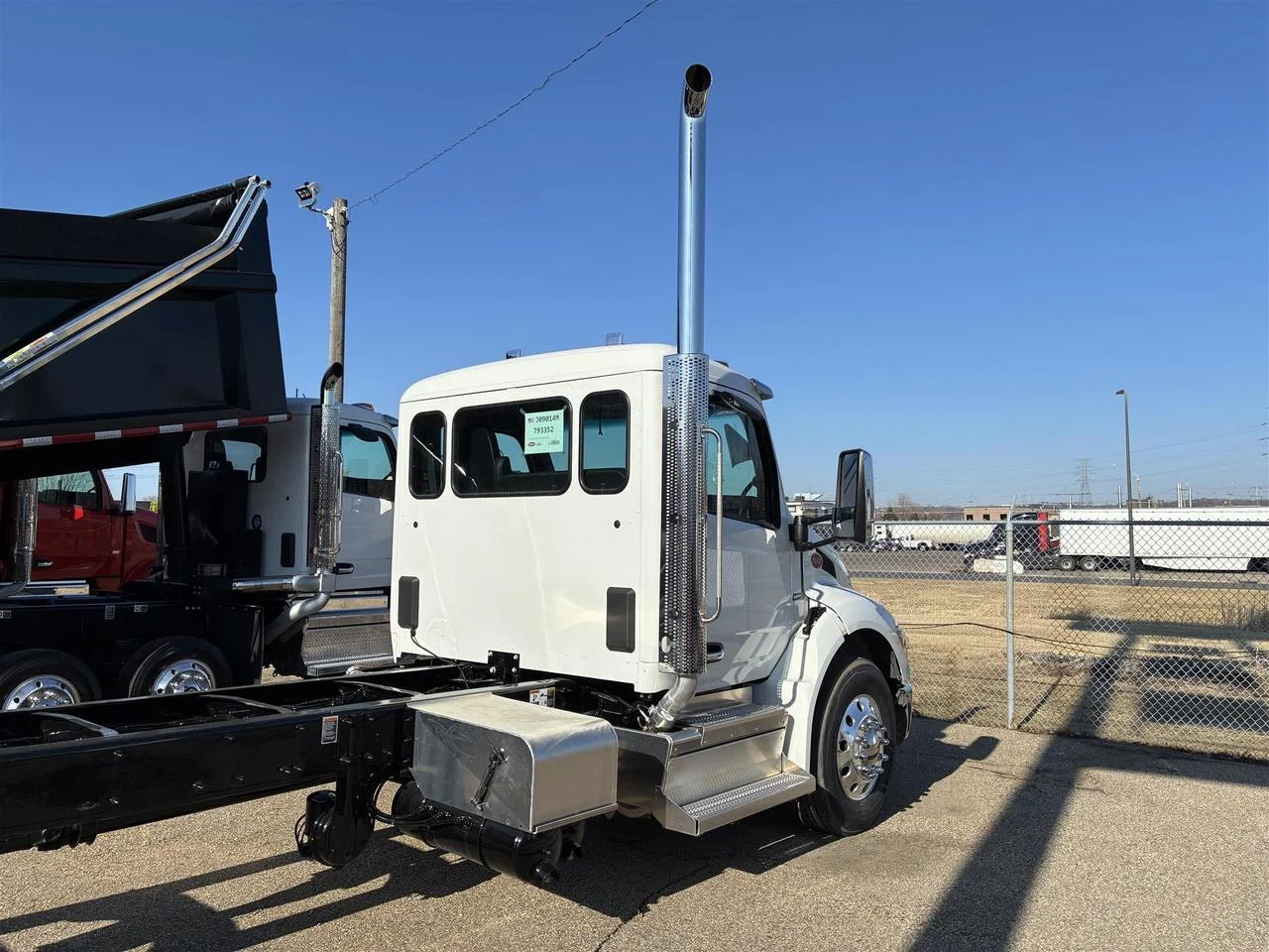2026 Peterbilt 536 - image 3