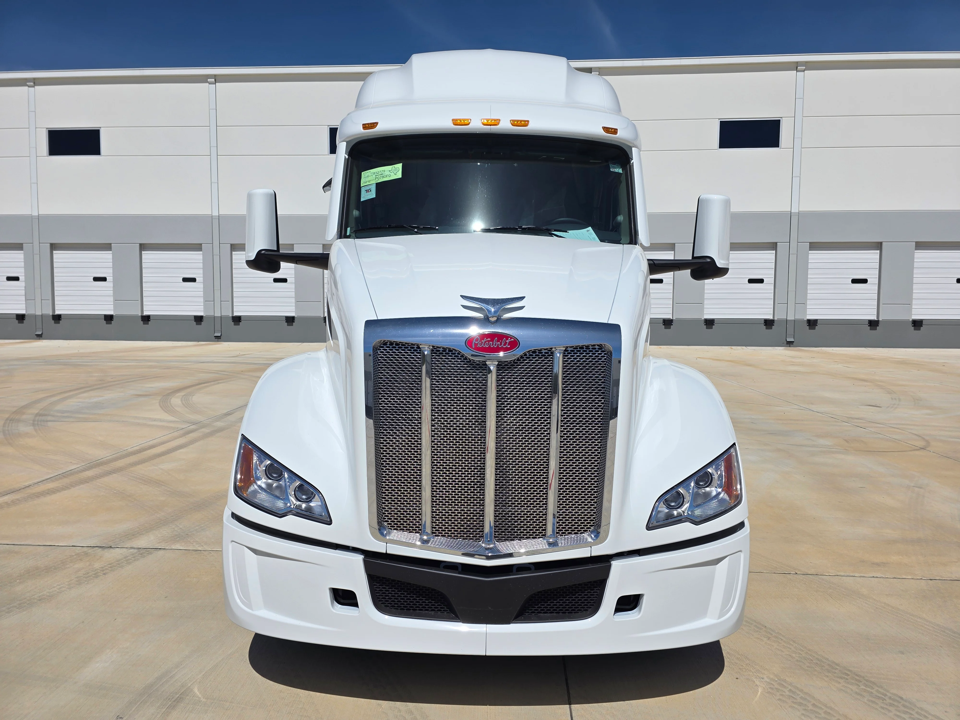 2027 Peterbilt 579 in Louisville, KY — photo 8