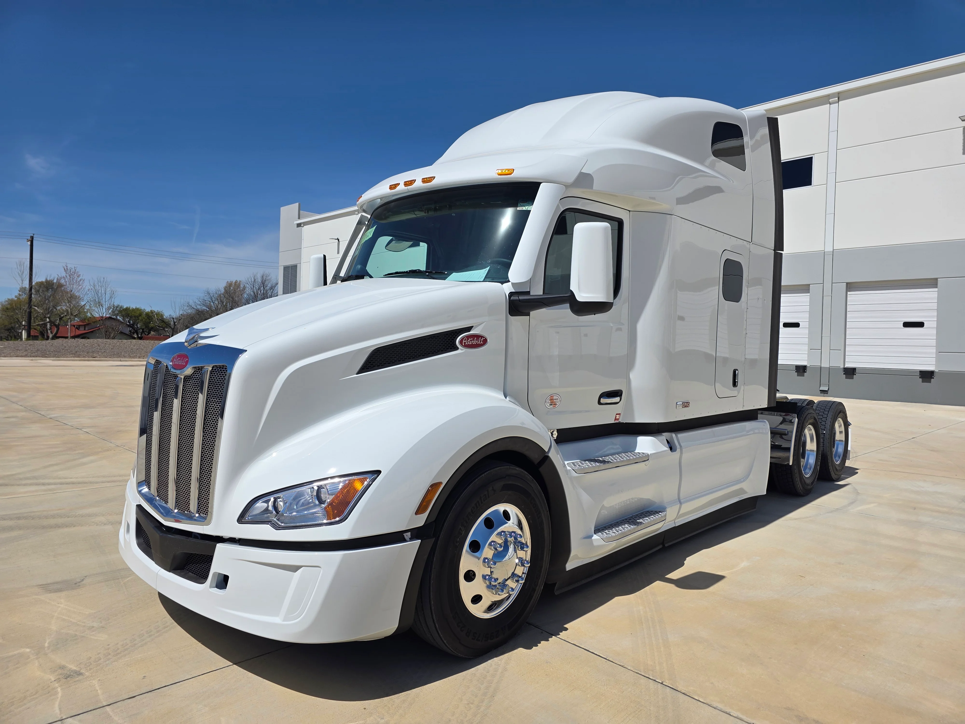2027 Peterbilt 579 in Louisville, KY