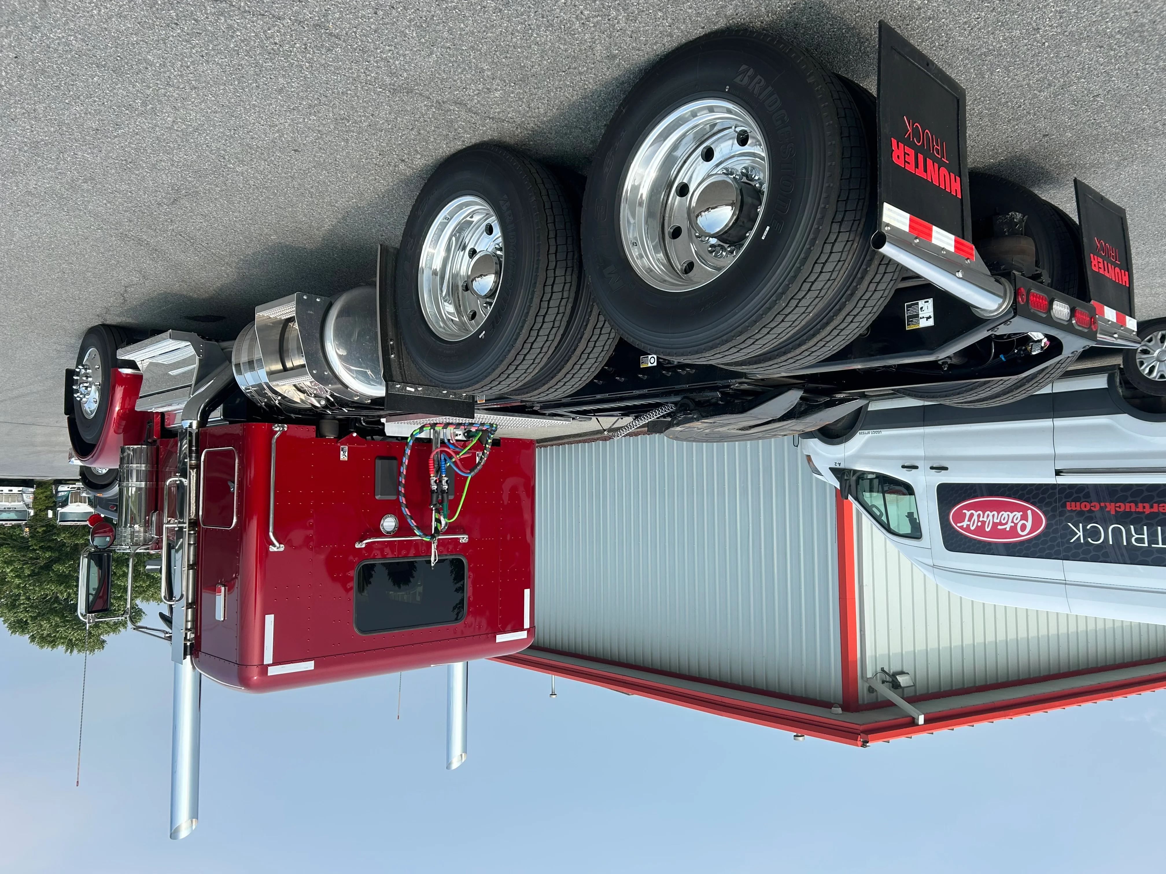 2027 Peterbilt 589 in Allentown, PA — photo 5