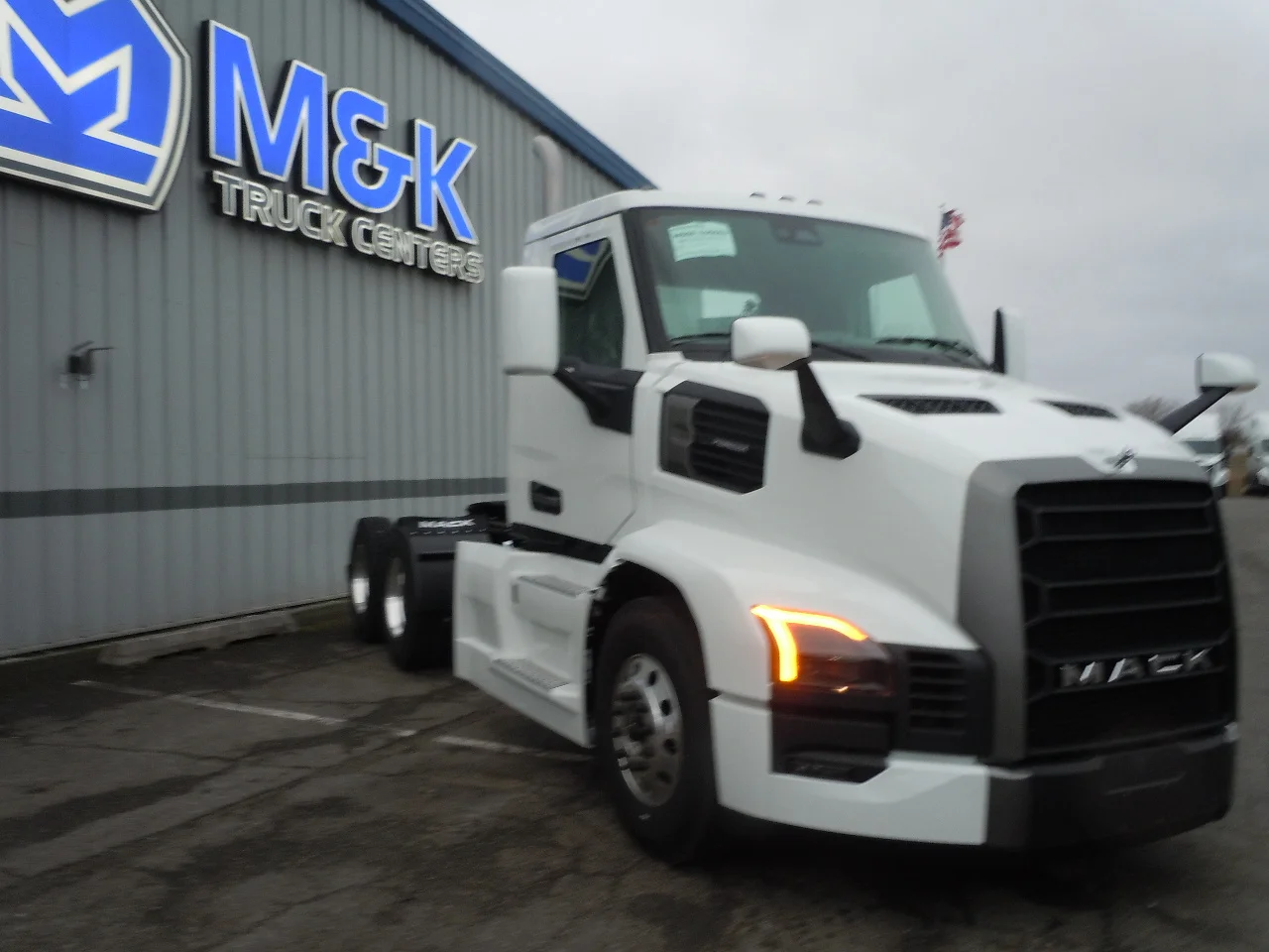 2026 Mack Pioneer in Gary, IN — photo 4