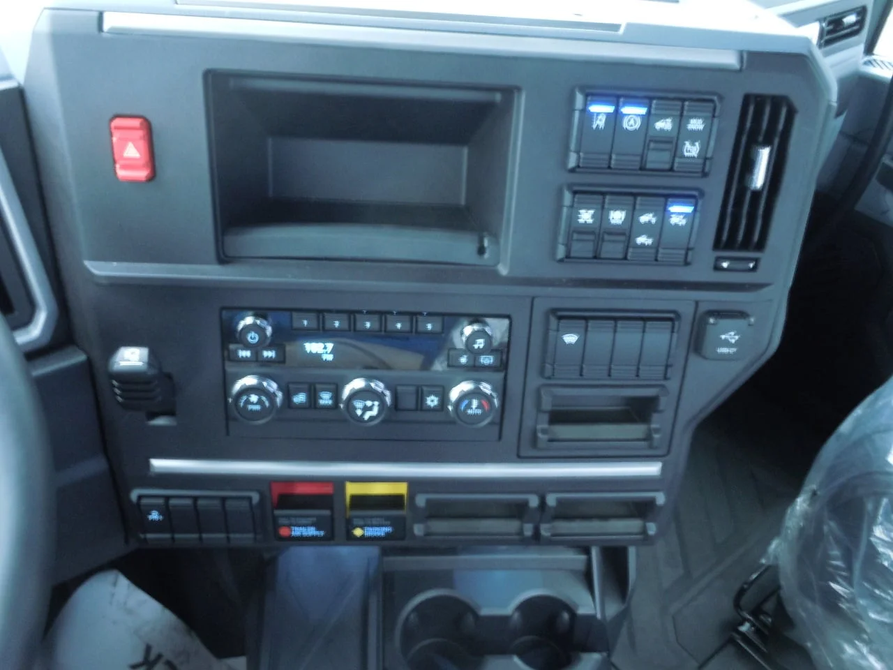 2026 Mack Pioneer in Gary, IN — photo 7
