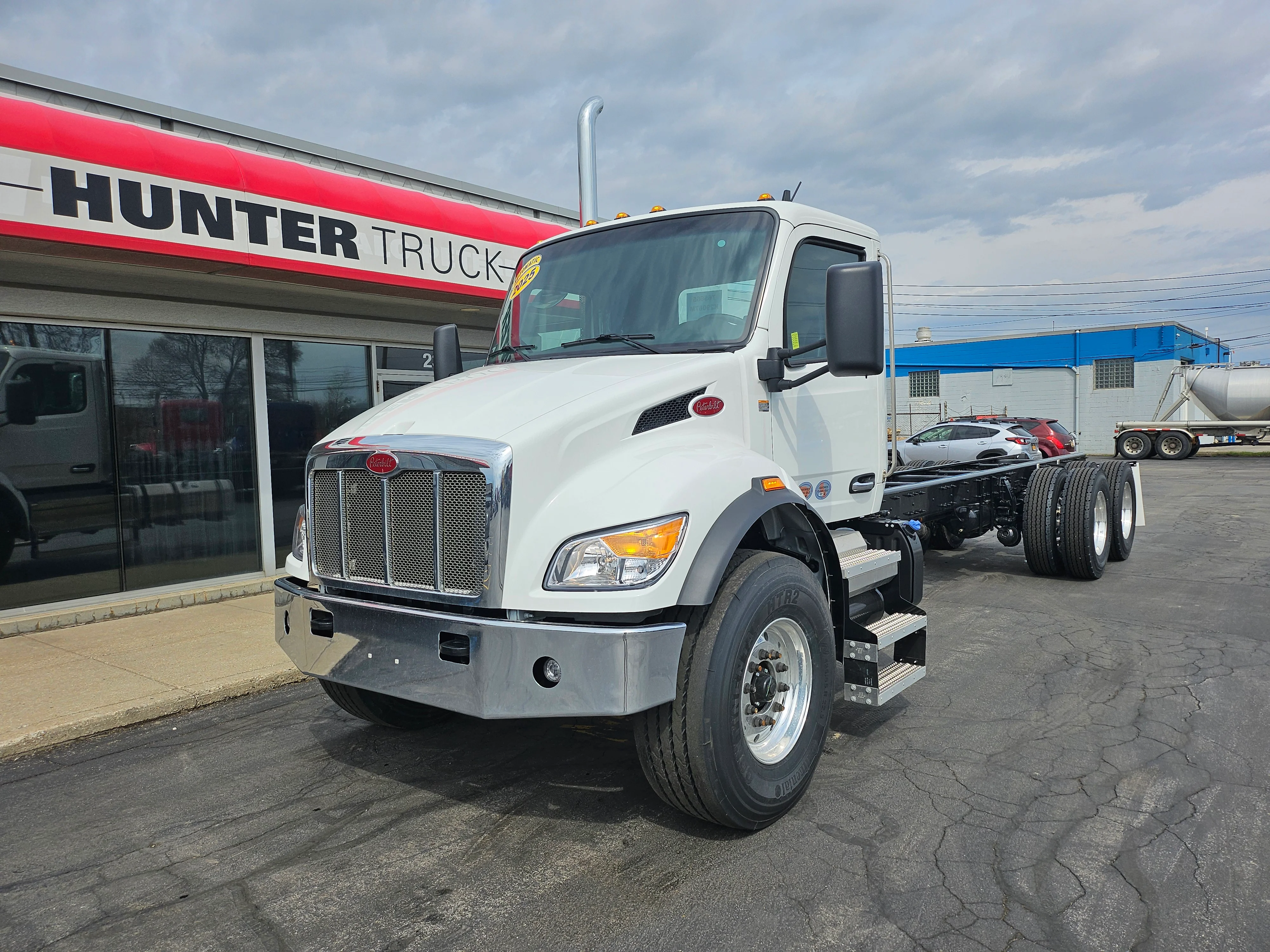 2025 Peterbilt 548 in BUFFALO, NY