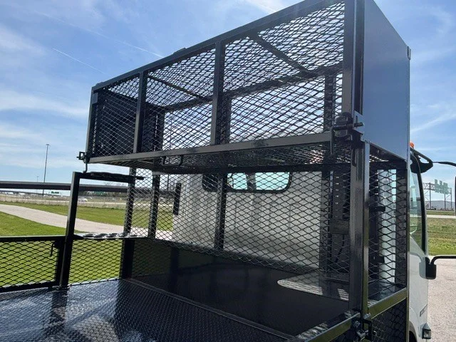 2025 Isuzu NRR in Ankeny, IA — photo 6