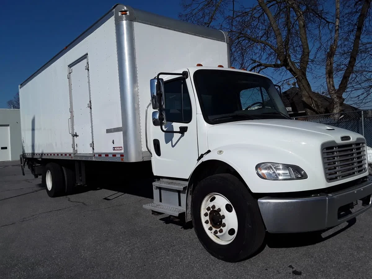 2019 Freightliner M2 106 in Allentown, PA — photo 3