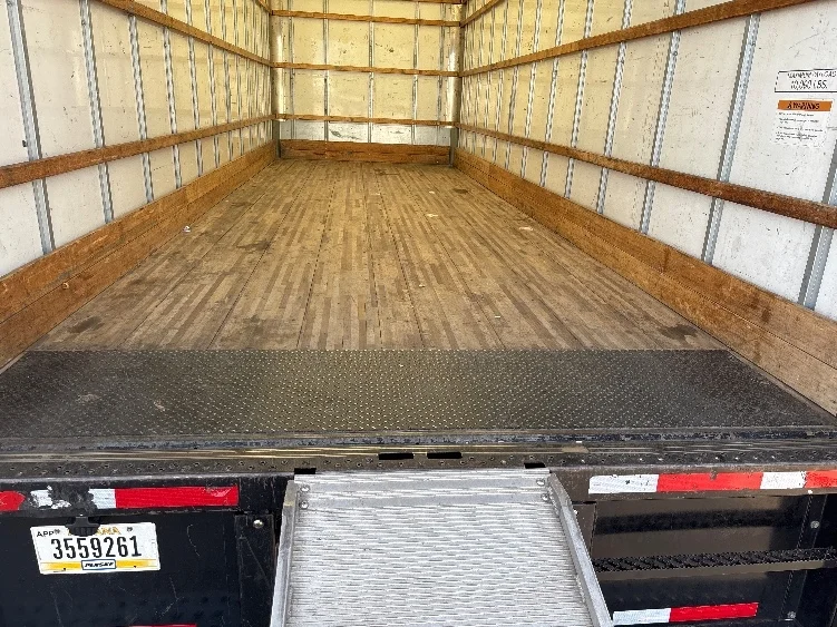 2021 International MV - image 10