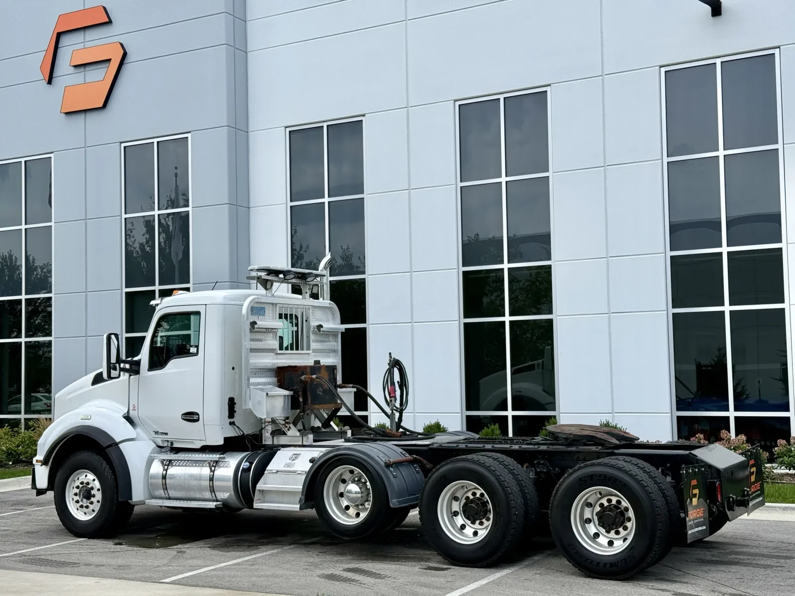 2015 Kenworth T880 in New Lenox, IL — photo 6