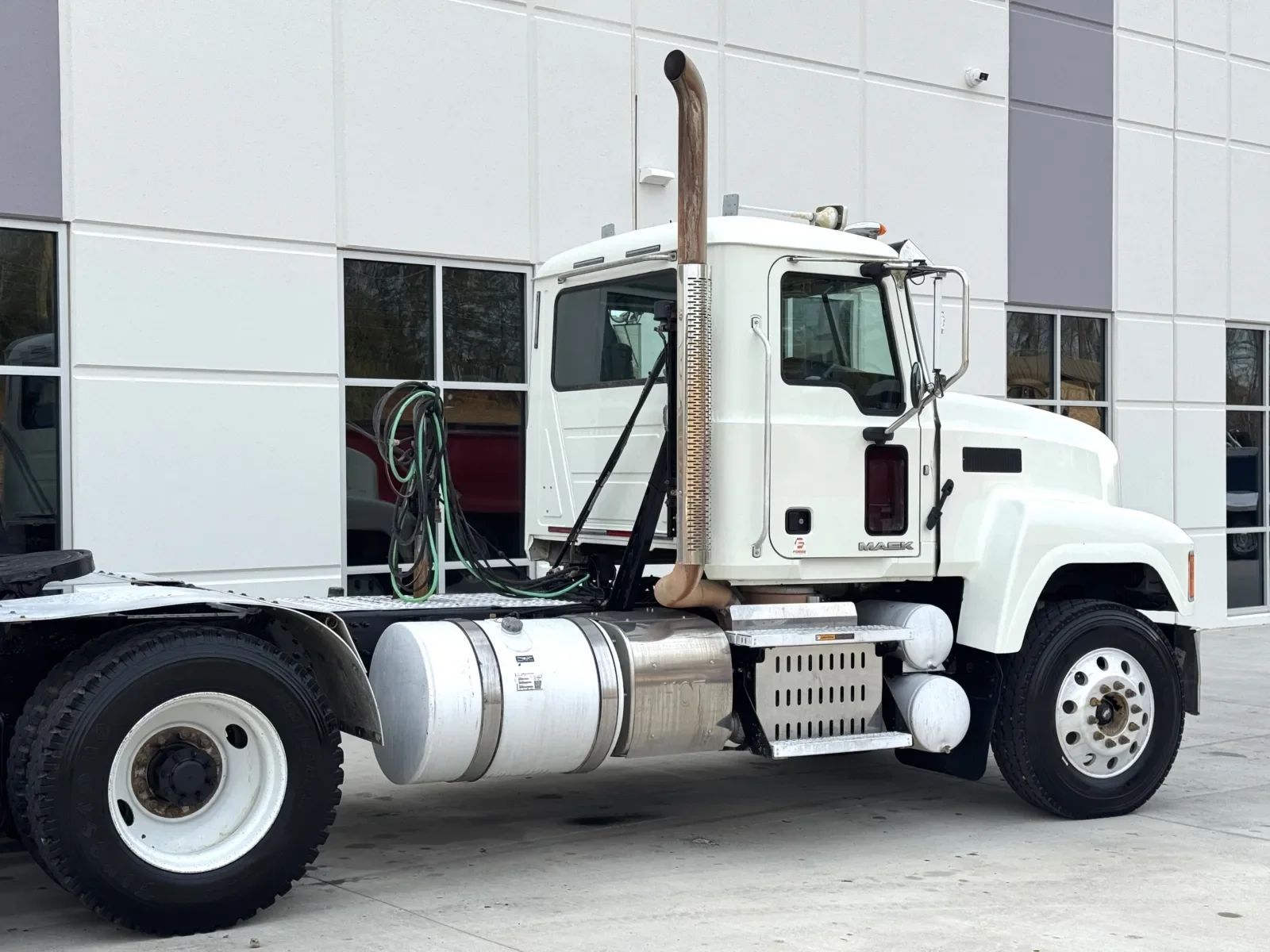 2016 Mack Pinnacle in Greer, SC — photo 7