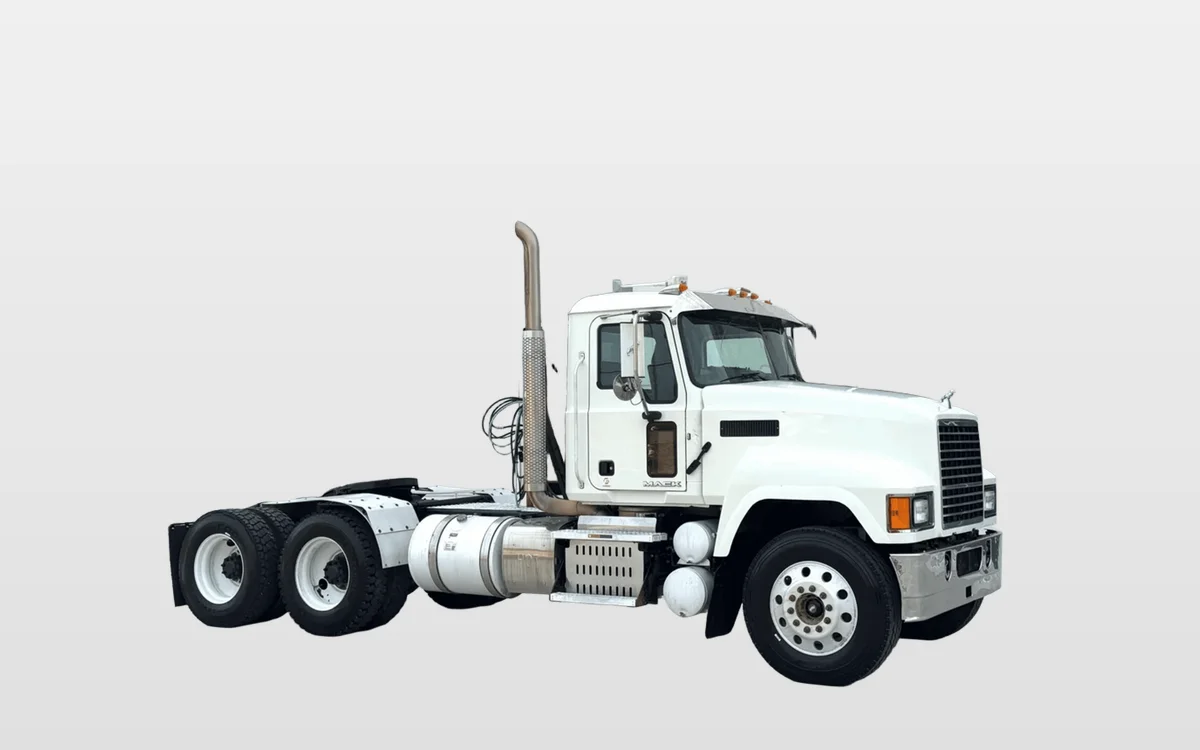 2016 Mack - image 1