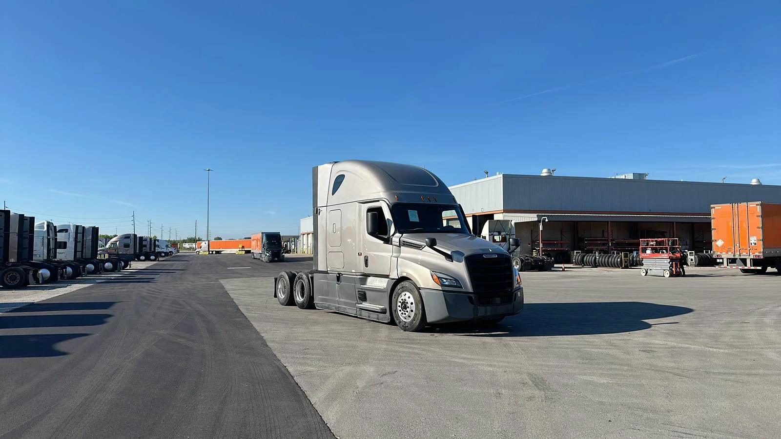 2024 Freightliner Cascadia in Indianapolis, IN