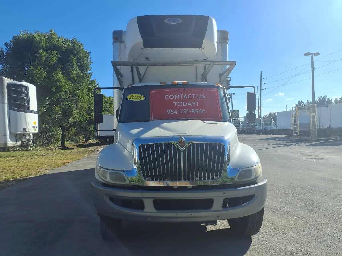 2018 International 4300 - image 2