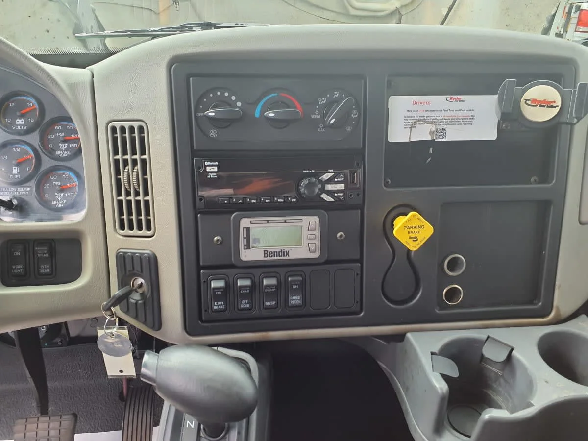 2019 International 4300 in Oak Creek, WI — photo 13